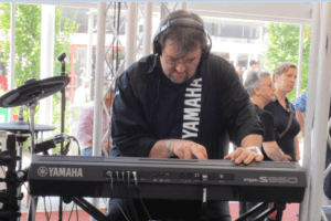 Mauro Di Ruscio presenta PSR-S950