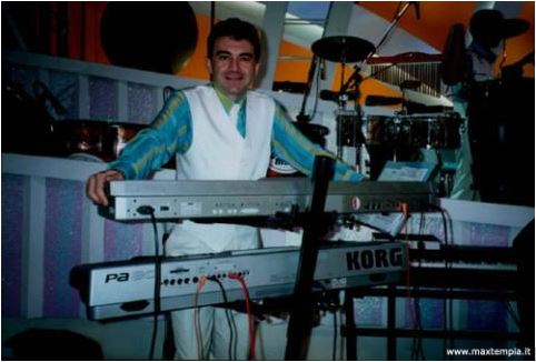 Max Tempia presenta Korg Pa80 nel 2000